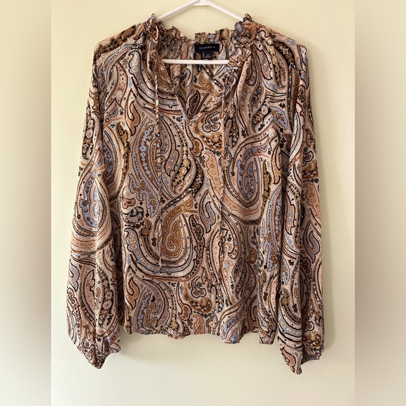 Pretty Tamara H Paisley sheer Blouse - Picture 1 of 5